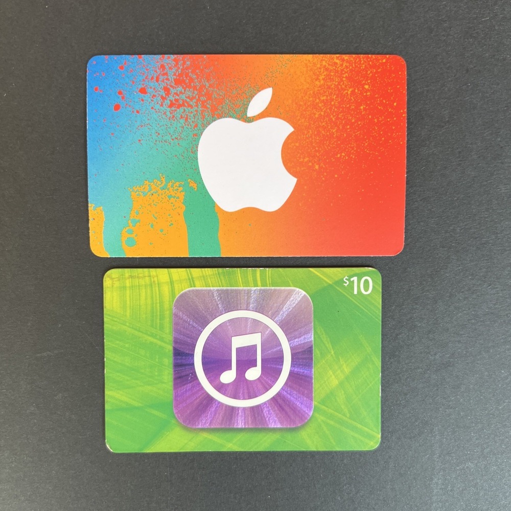 Apple iTunes Gift Cards For Collectors Set Of 2  (no value) Vintage